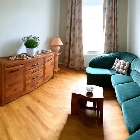 Luxus Mit 4 Schlafzimmern Und Wintergarten * Chociebuż